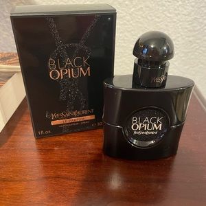 Yves Saint Laurent Black Opium Le Parfum - 1oz